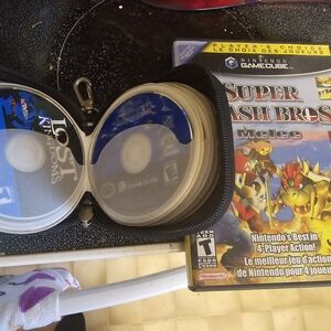 Super smash bros, and random GameCube loose games.
